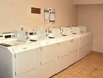 Intown Suites Extended Stay Birmingham Al - Lakeshore Parkway Экстерьер фото